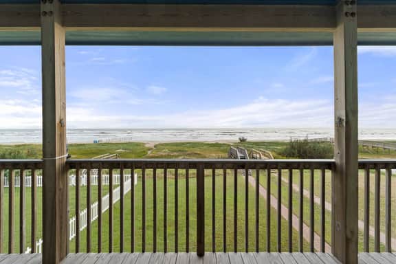 Beachfront Bliss - Image 2