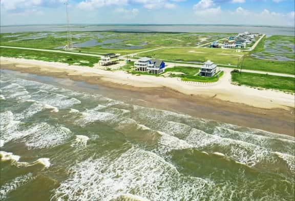 Beach House on the Sand - Image 4